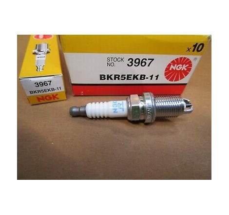 BUJIA NGK BKR5EKB-11 BR/ TOYOTA TERCEL 1.5 5EFE 95-00 / RAV4 1.8 ADVANT 1ZZFE 04-06 /K16TR11 /10UN