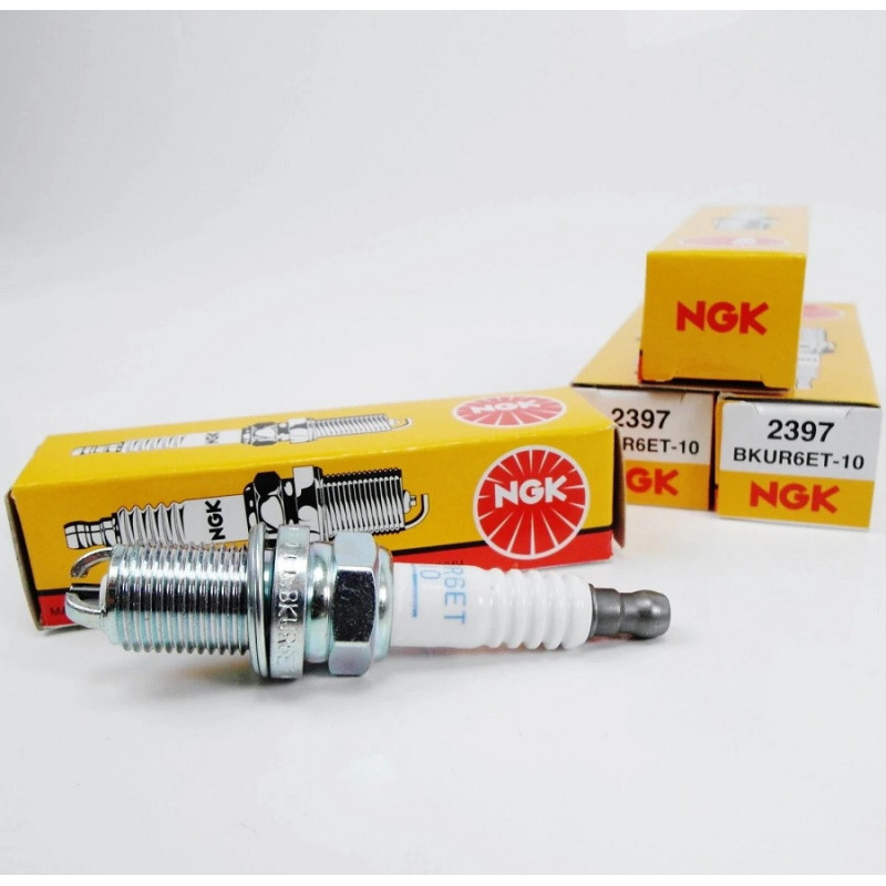 BUJIA NGK BKUR6ET-10 BR/ VOLKSWAGEN BORA 2.0 00-13 GOLF A4 1.6 00-09 POLO 2.0 00- /K20PBR-S10 /4UN