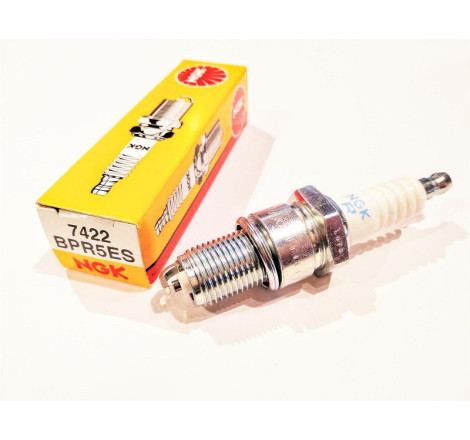 BUJIA NGK BPR5ES BR/NISSAN SENTRA 1.6 E16 90-93 /TOYOT HILUX 2.4 22RE 86-97/ LUV 4ZD1 /W16EPR /10UN